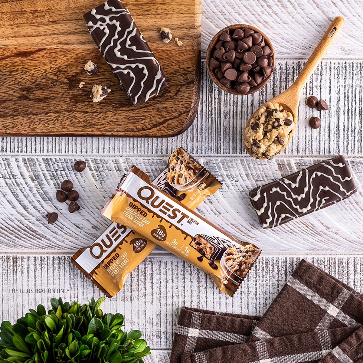 dipped-chocolate-chip-cookie-dough-protein-bar-f8 qst-012268_dipped-chocolate-chip-cookie-dough-protein-bar_7.png